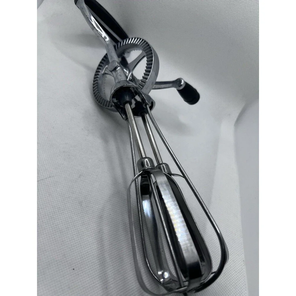 Vintage EKCO Best Hand Mixer Stainless Steel retro kitchen mixer black spin